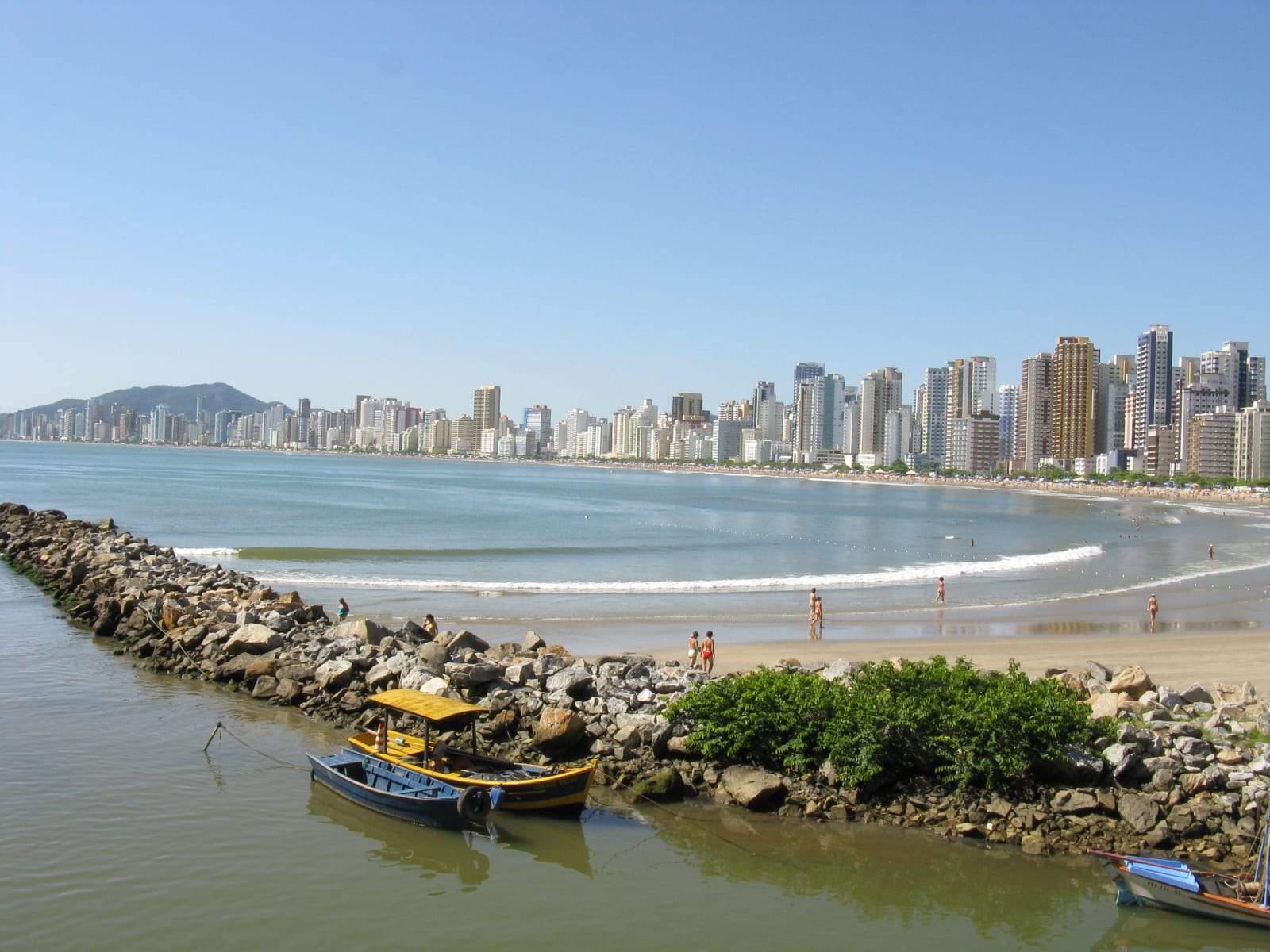 Arranha-céus na orla de Balneário Camboriú, Santa Catarina